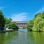 Floss 2 Bateau-hôtel