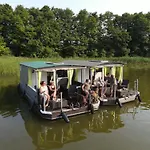Floss 2 Bateau-hôtel
