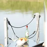 Floss 2 Bateau-hôtel *
