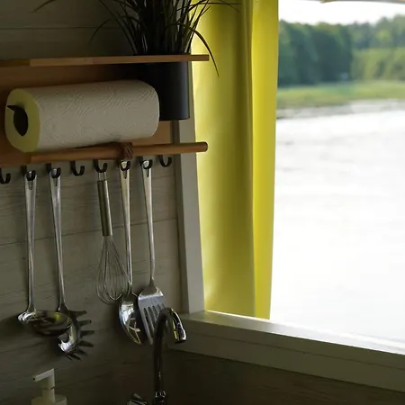 Floss 2 Botel Priepert