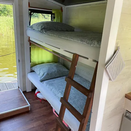 Hotel na wodzie Floss 2